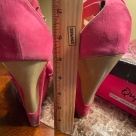 Qupid High Wedge, WM 10, Great Condition, Pink - Picture 7 of 8